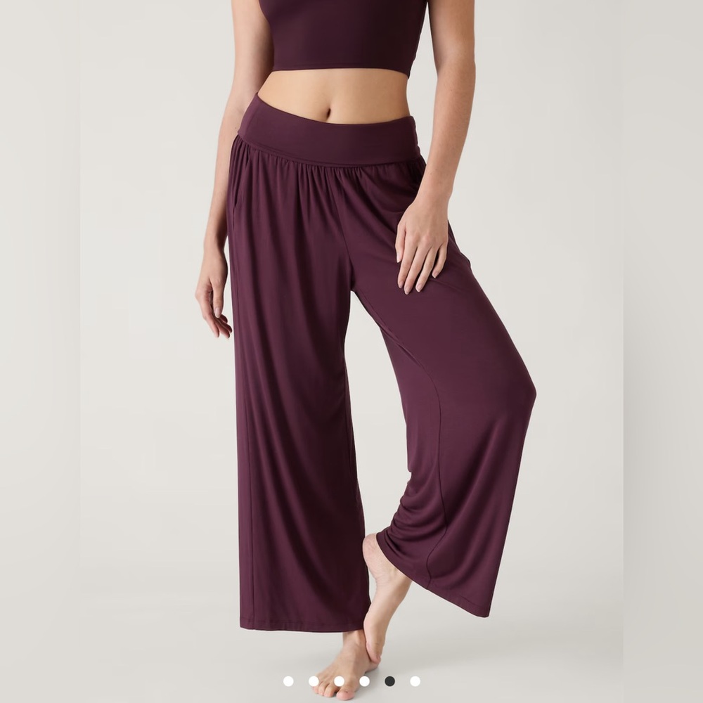 athlete studio wide leg pant BRAND NEW NEVER WORN
